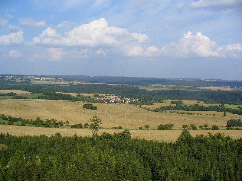 09.JPG - Výhľad z rozhľadne Veselice - Podvrší